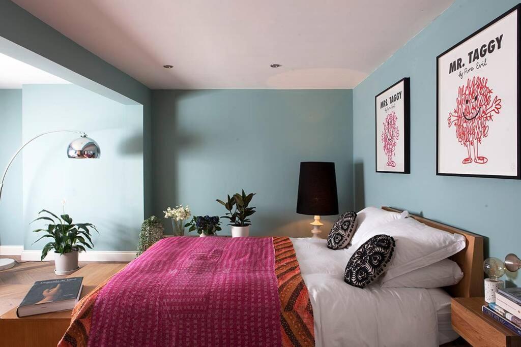 Central Hastings, Stylish-Luxe, Seaside Apartment. ภายนอก รูปภาพ