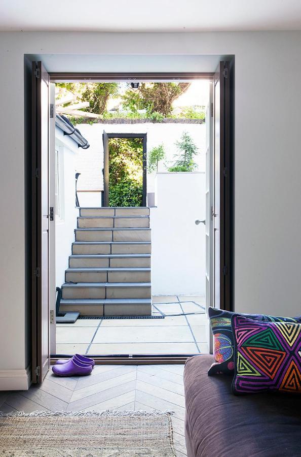 Central Hastings, Stylish-Luxe, Seaside Apartment. ภายนอก รูปภาพ